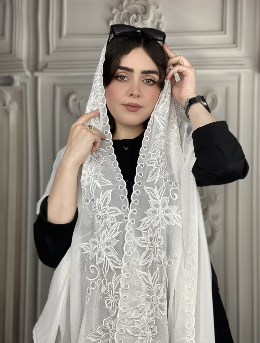 شال سفید مجلسی