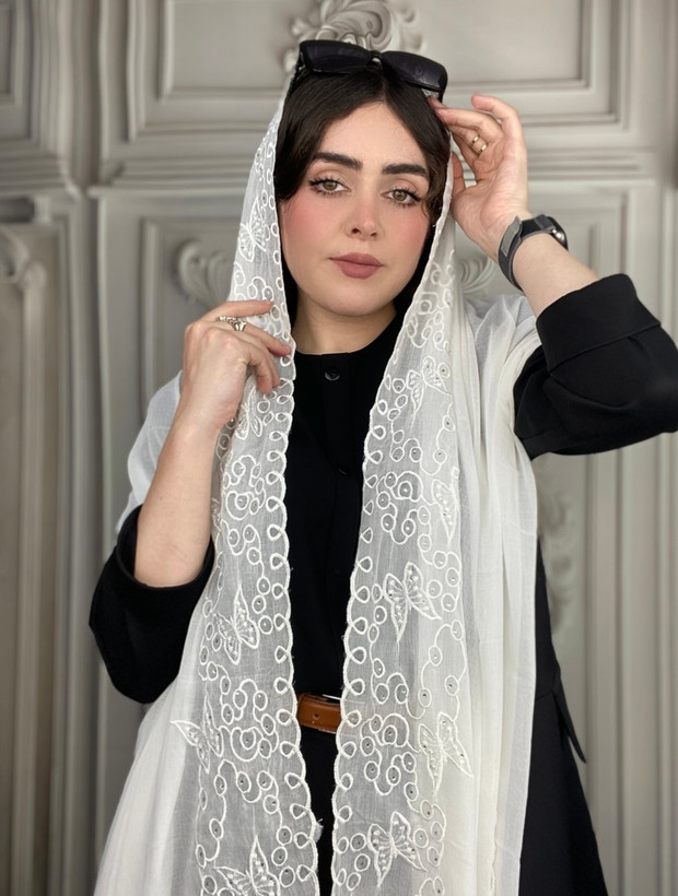 شال سفید مجلسی