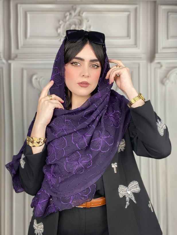 شال گلدوزی مزونی نگین دار دور دالبور