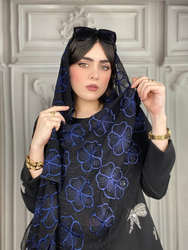 شال گلدوزی مزونی نگین دار دور دالبور