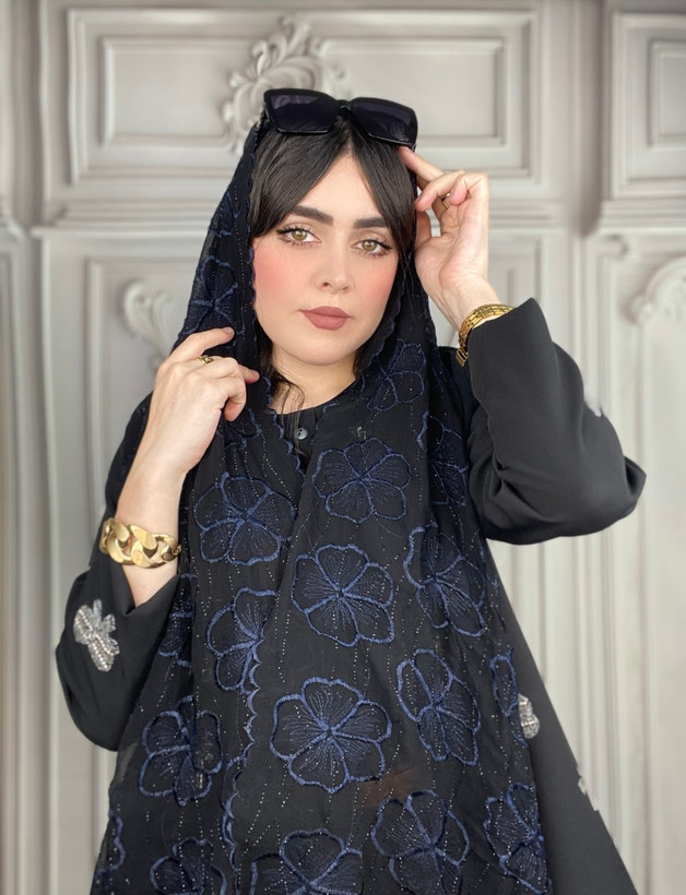 شال گلدوزی مزونی نگین دار دور دالبور